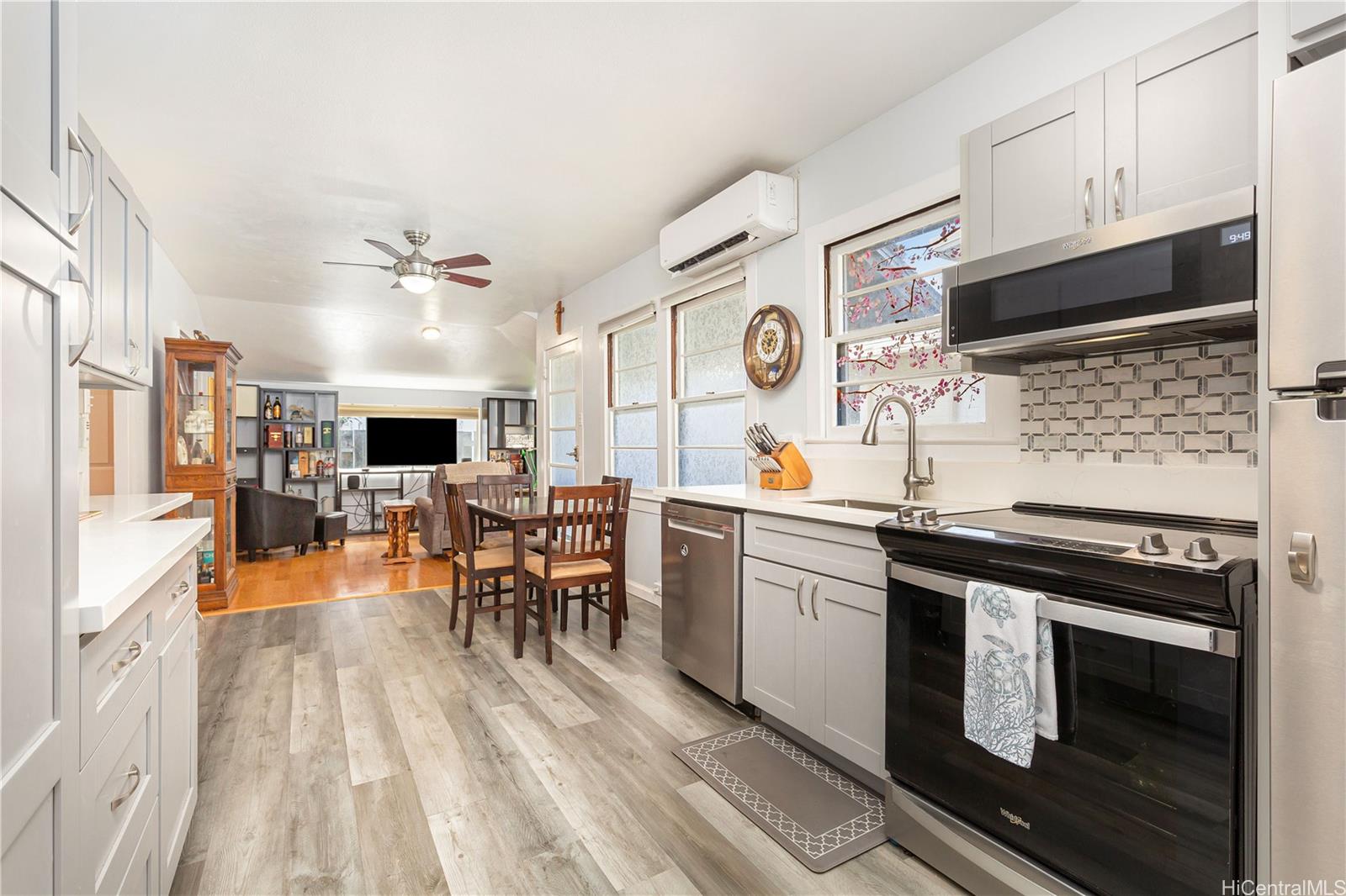 1508  Frear Street Punchbowl-lower, Honolulu home - photo 4 of 15