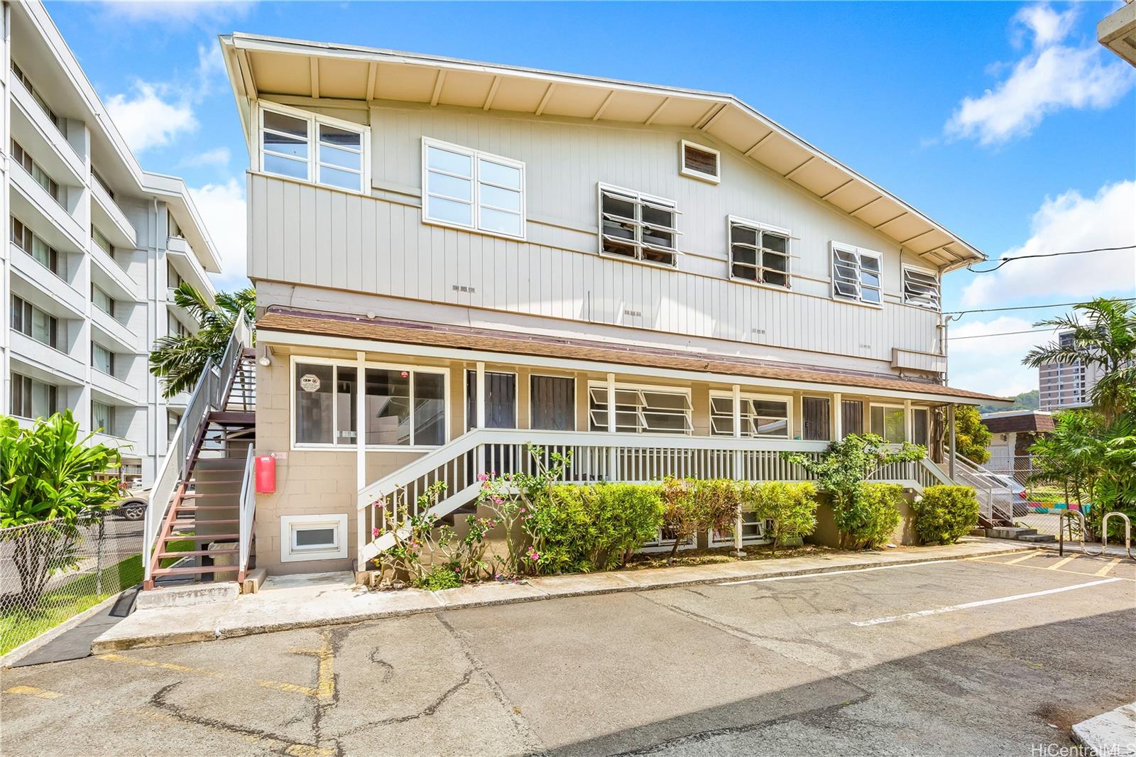 1508 Kewalo St Honolulu - Rental - photo 13 of 16