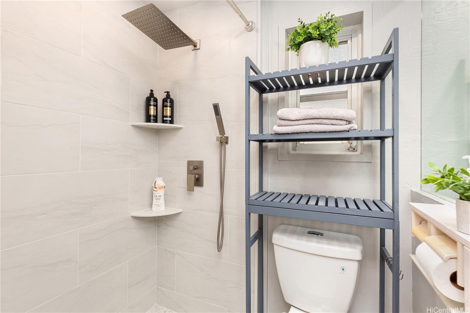 1508 Kewalo St Honolulu - Rental - photo 8 of 16