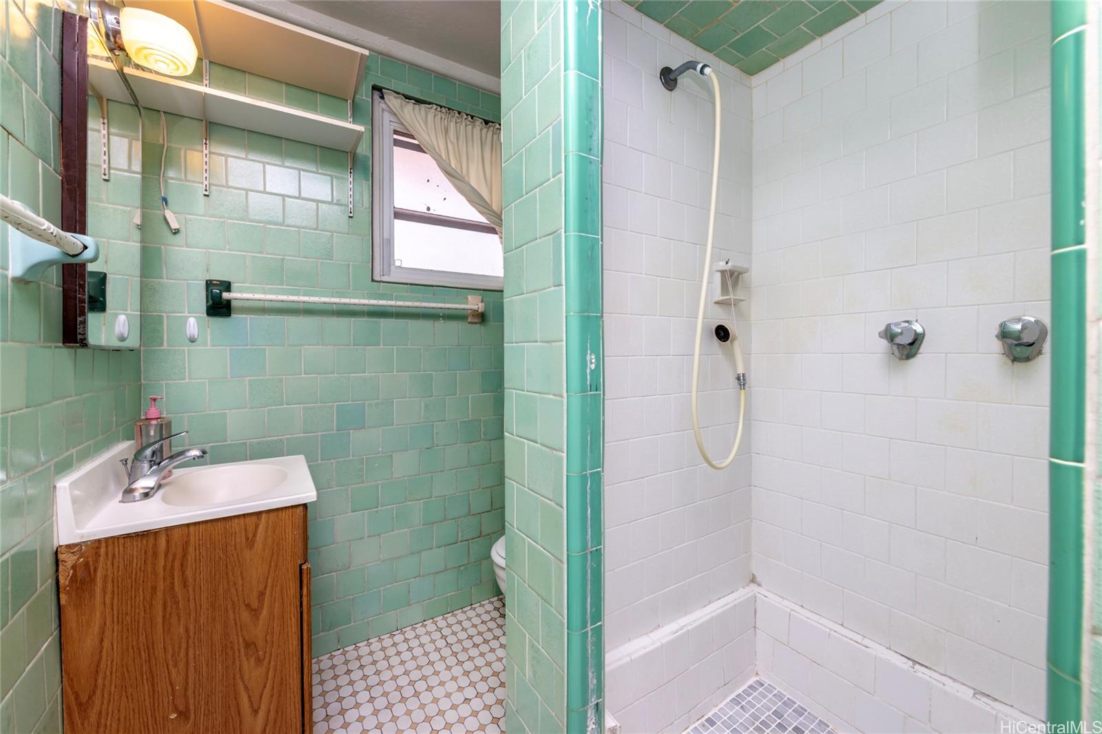 Ohana Kewalo condo # 203A, Honolulu, Hawaii - photo 6 of 11