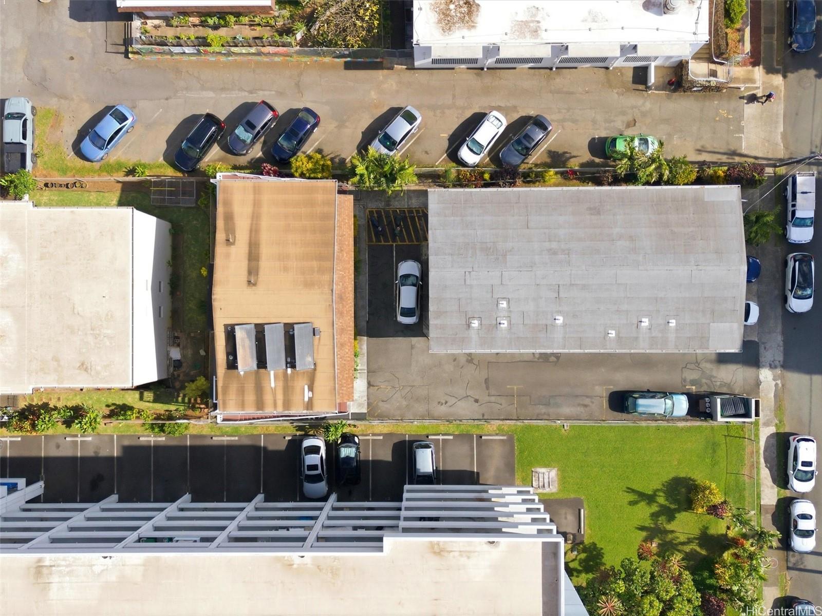 Ohana Kewalo condo # 302A, Honolulu, Hawaii - photo 15 of 16