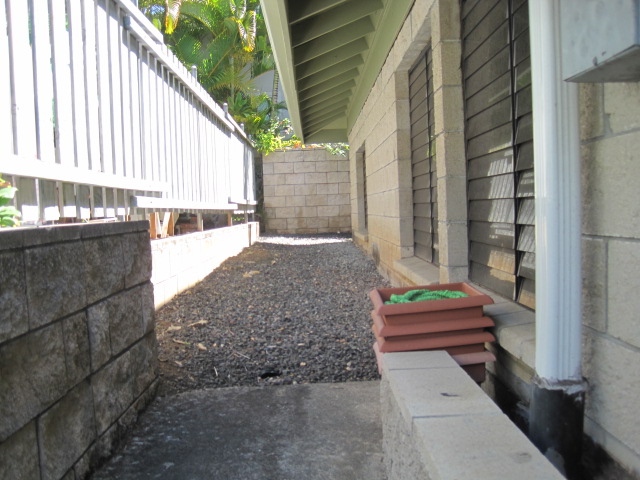 1510  Nehoa St Ualakaa, Honolulu home - photo 17 of 17