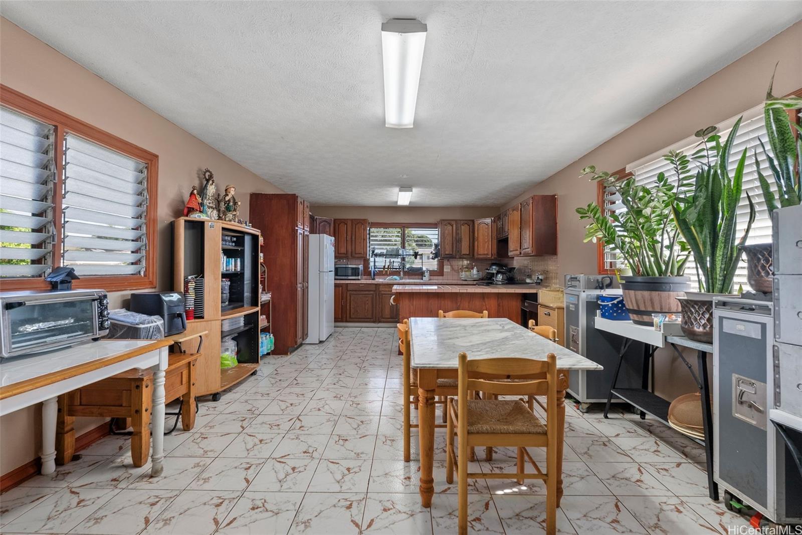 1511  Hoolana Street Momilani, PearlCity home - photo 22 of 25