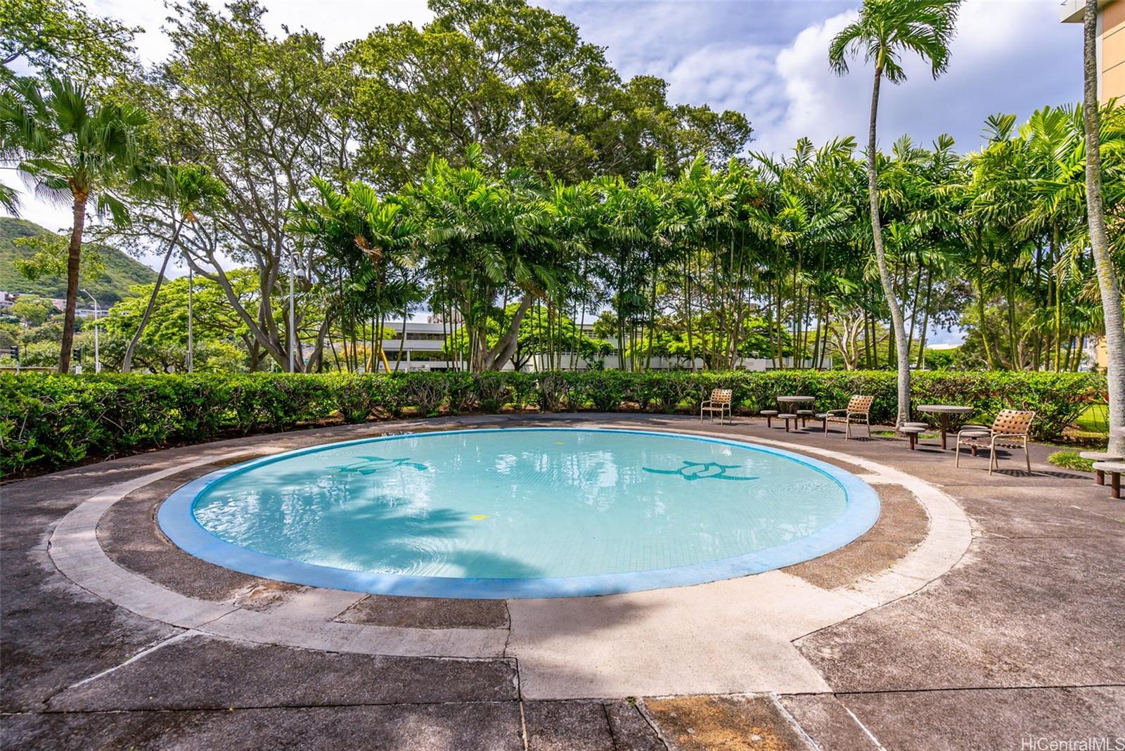 Queen Emma Gardens condo # 1027, Honolulu, Hawaii - photo 15 of 18