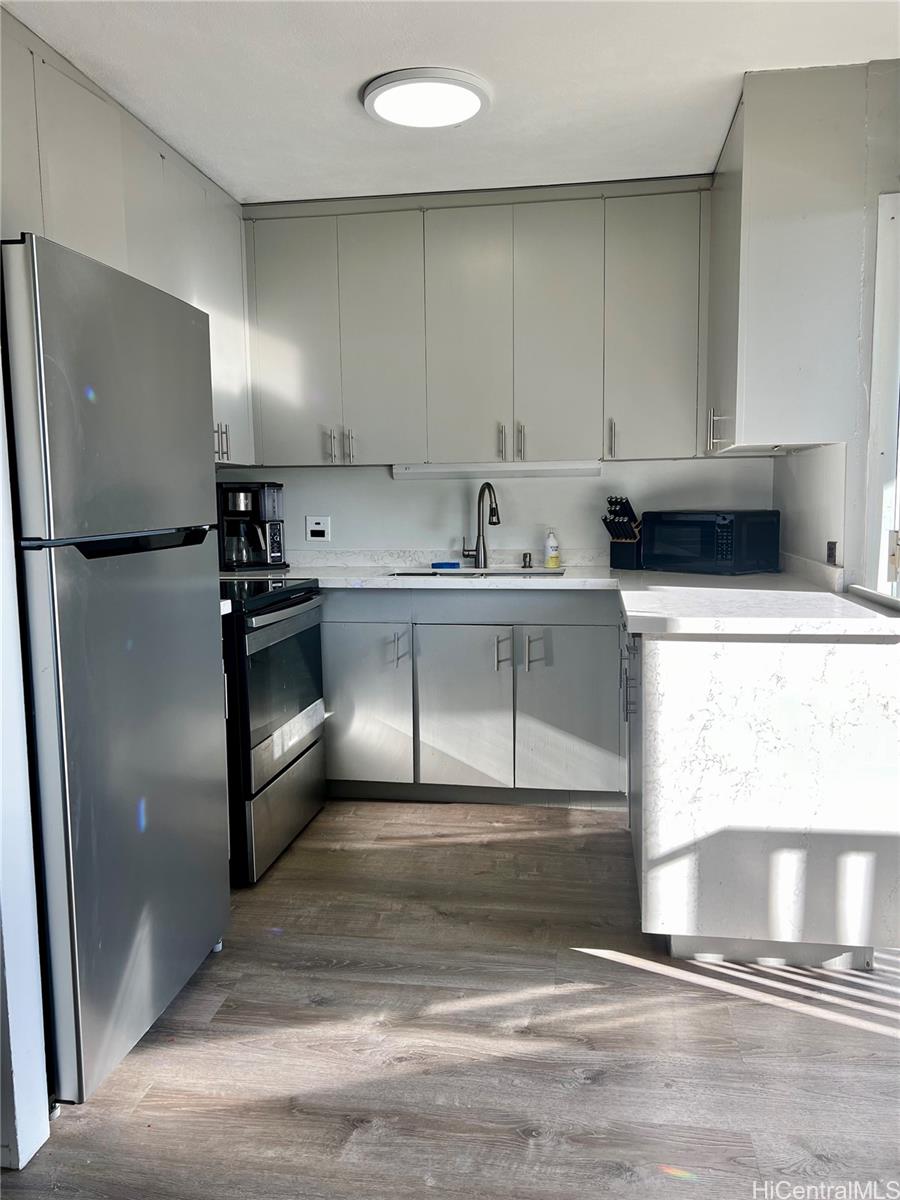 Queen Emma Gardens condo # 1038, Honolulu, Hawaii - photo 5 of 21