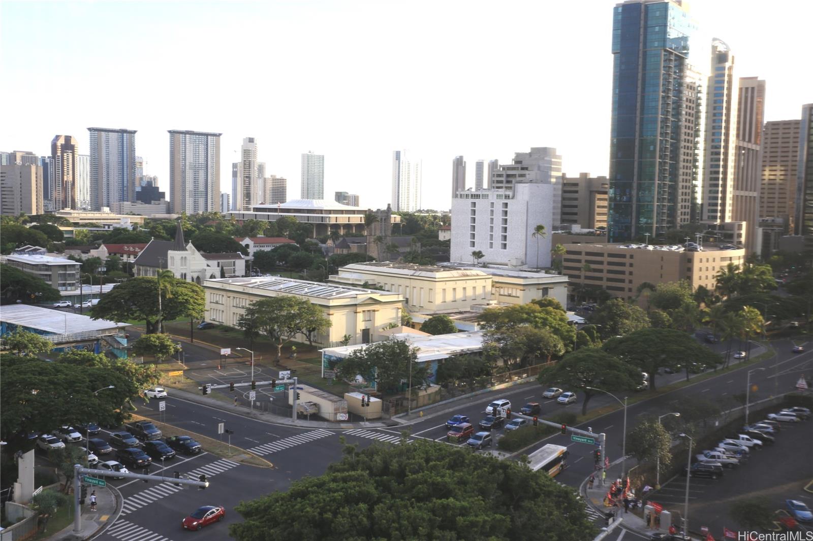 Queen Emma Gardens condo # 1133, Honolulu, Hawaii - photo 12 of 25