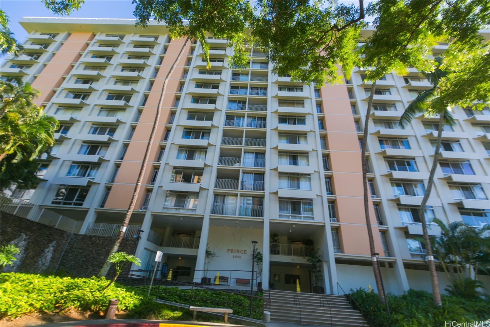 Queen Emma Gardens condo # 125, Honolulu, Hawaii - photo 2 of 20