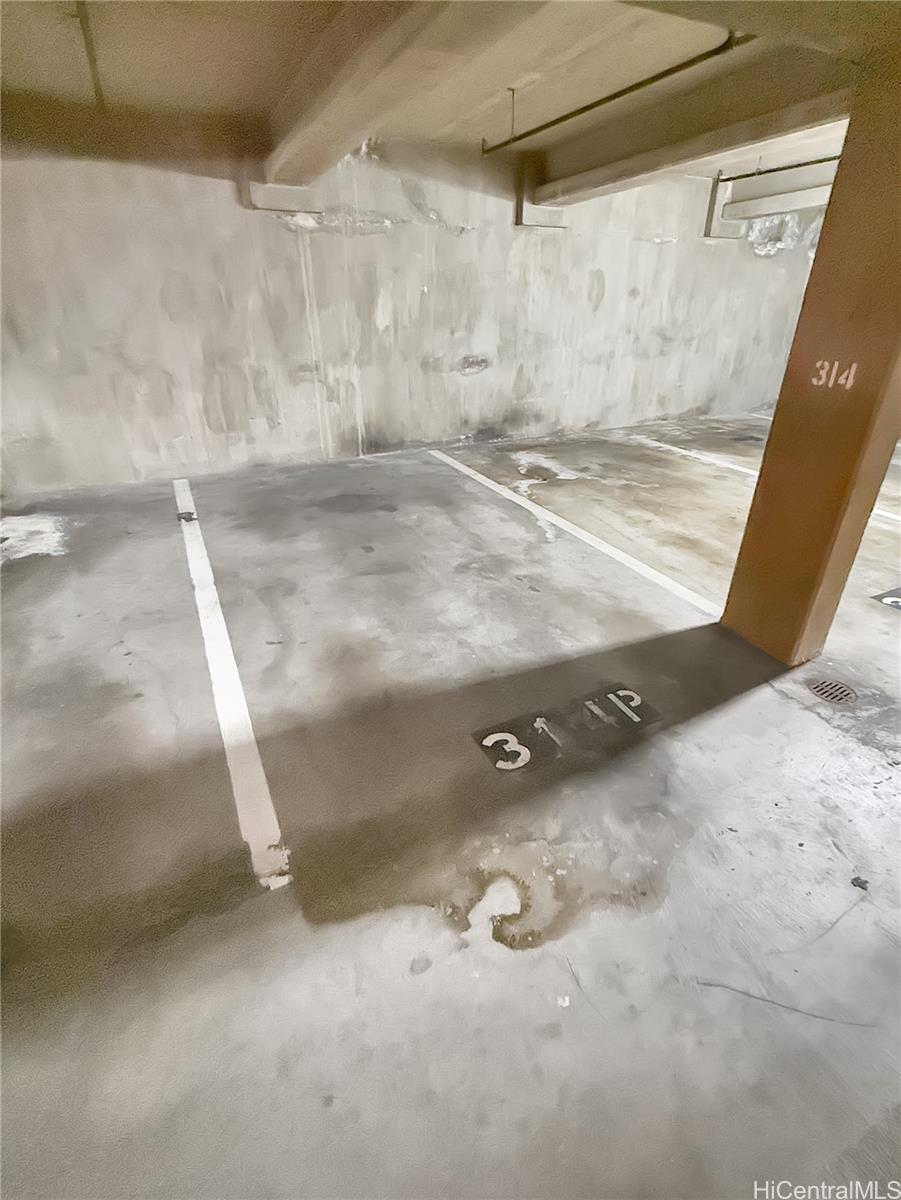 Queen Emma Gardens condo # 429, Honolulu, Hawaii - photo 13 of 23