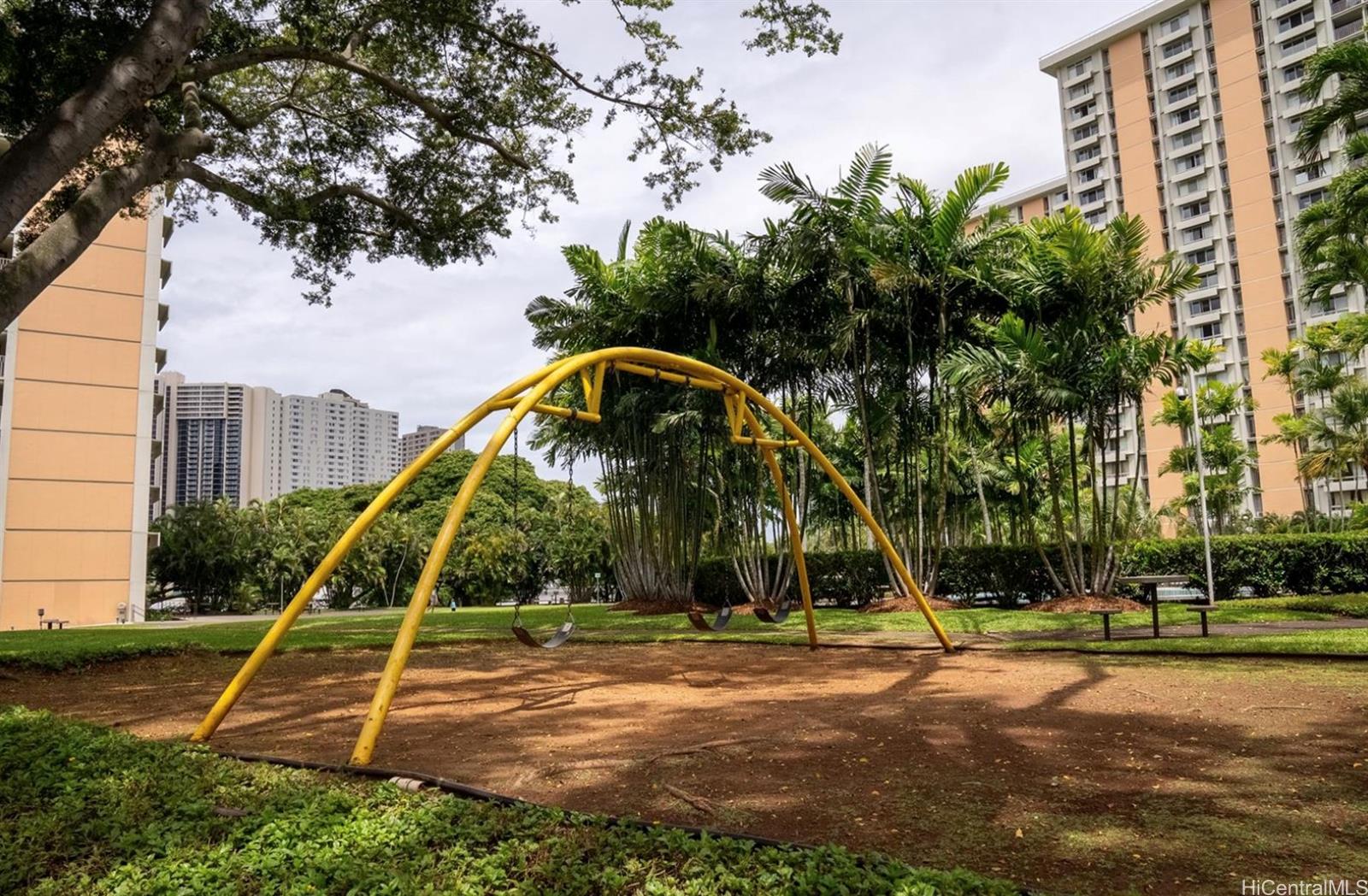 Queen Emma Gardens condo # 429, Honolulu, Hawaii - photo 18 of 23