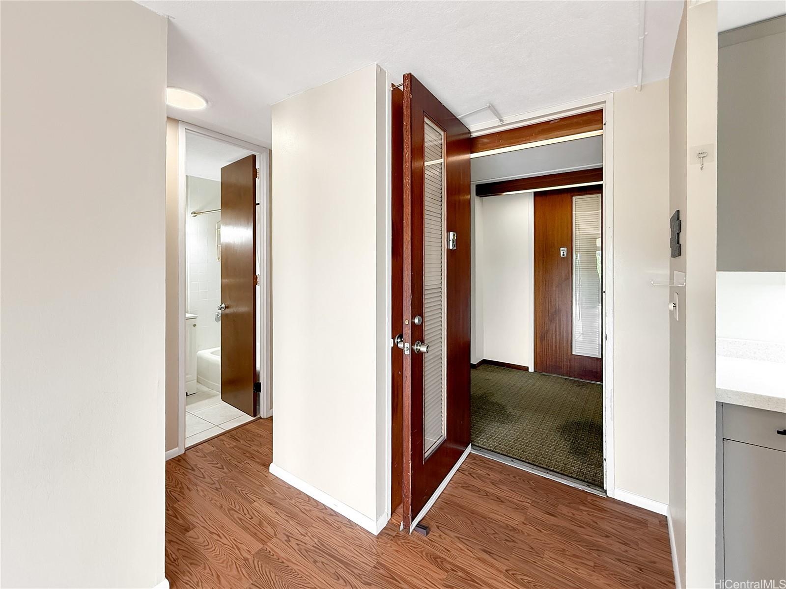 Queen Emma Gardens condo # 429, Honolulu, Hawaii - photo 7 of 23