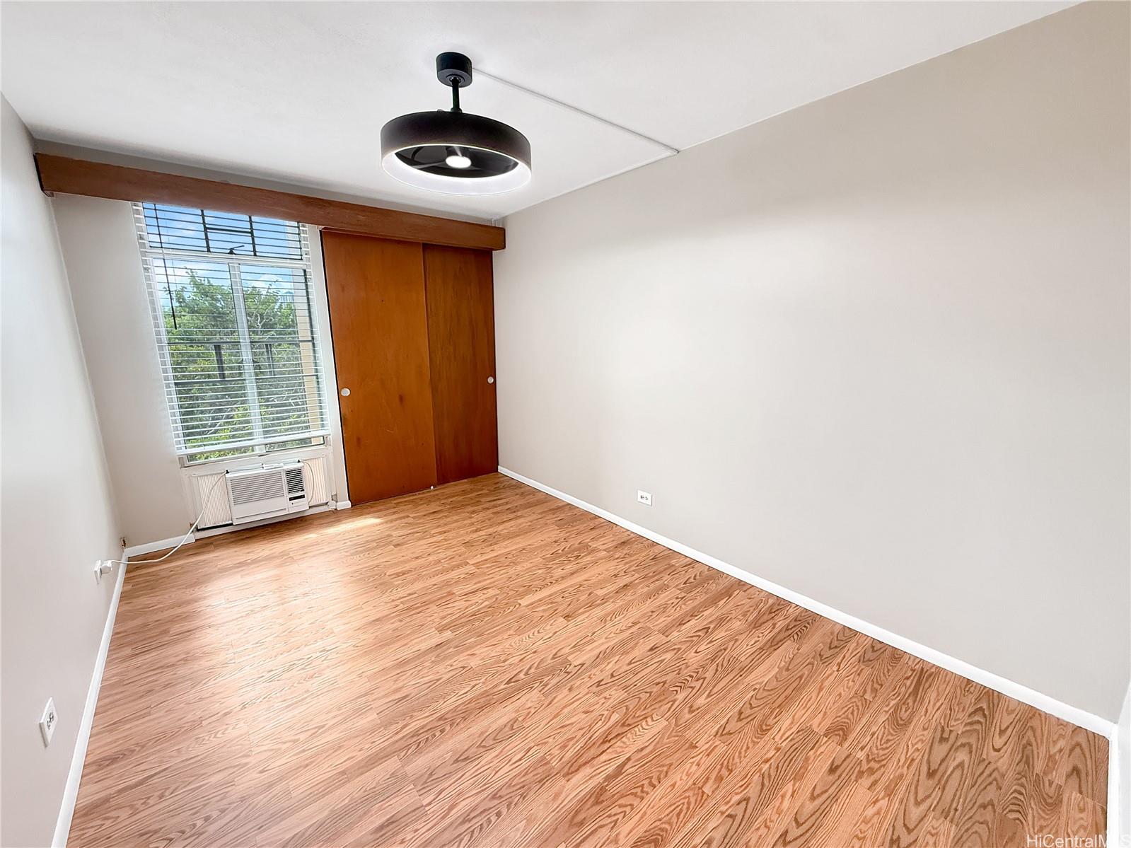 Queen Emma Gardens condo # 429, Honolulu, Hawaii - photo 8 of 23