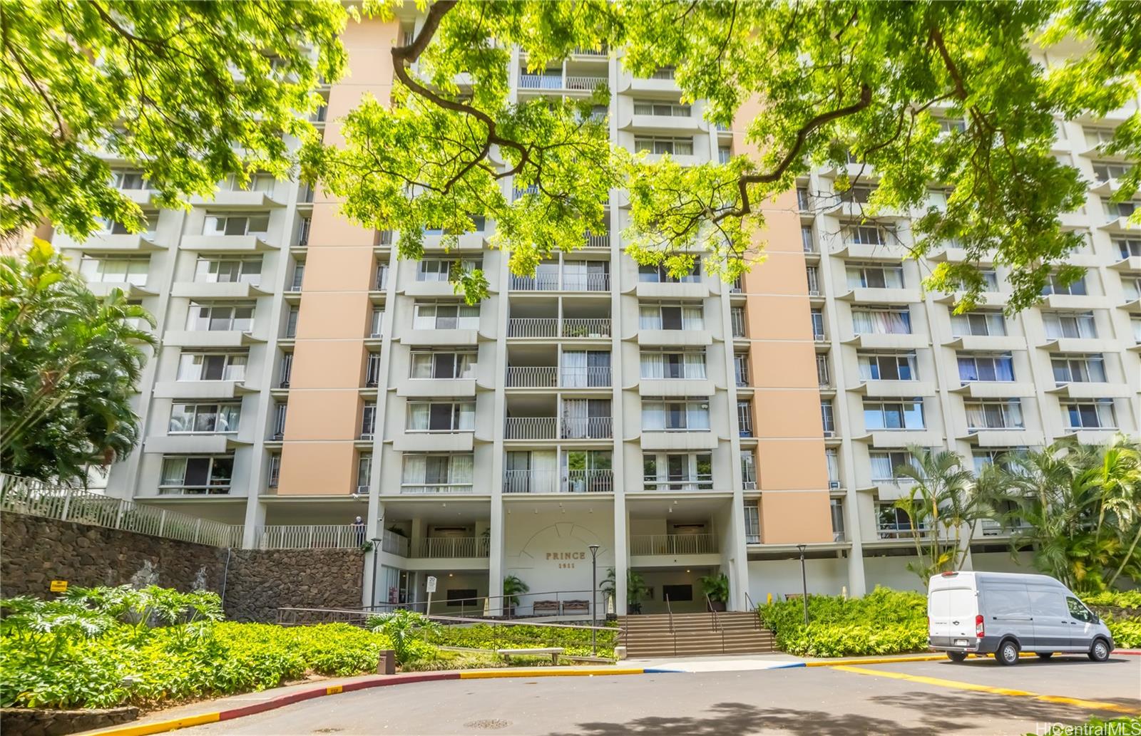 Queen Emma Gardens condo # 625, Honolulu, Hawaii - photo 10 of 16