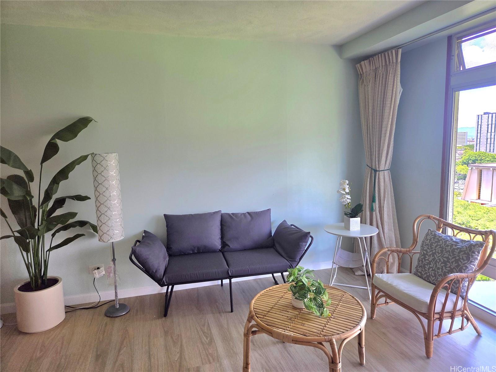 Queen Emma Gardens condo # 724, Honolulu, Hawaii - photo 4 of 25