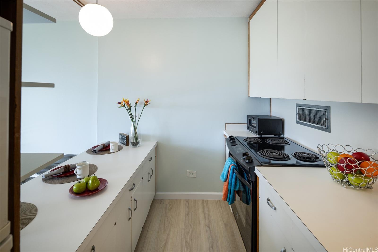 Queen Emma Gardens condo # 724, Honolulu, Hawaii - photo 7 of 25