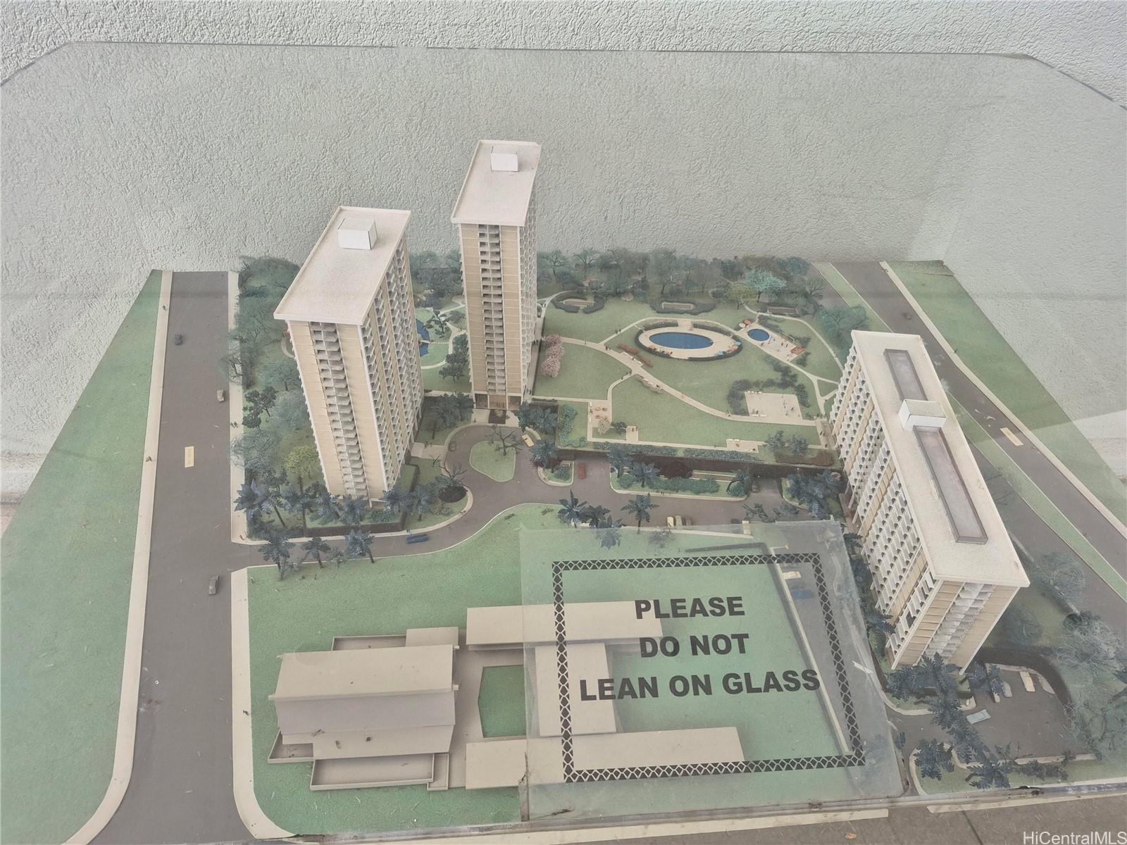 Queen Emma Gardens condo # 935, Honolulu, Hawaii - photo 12 of 13