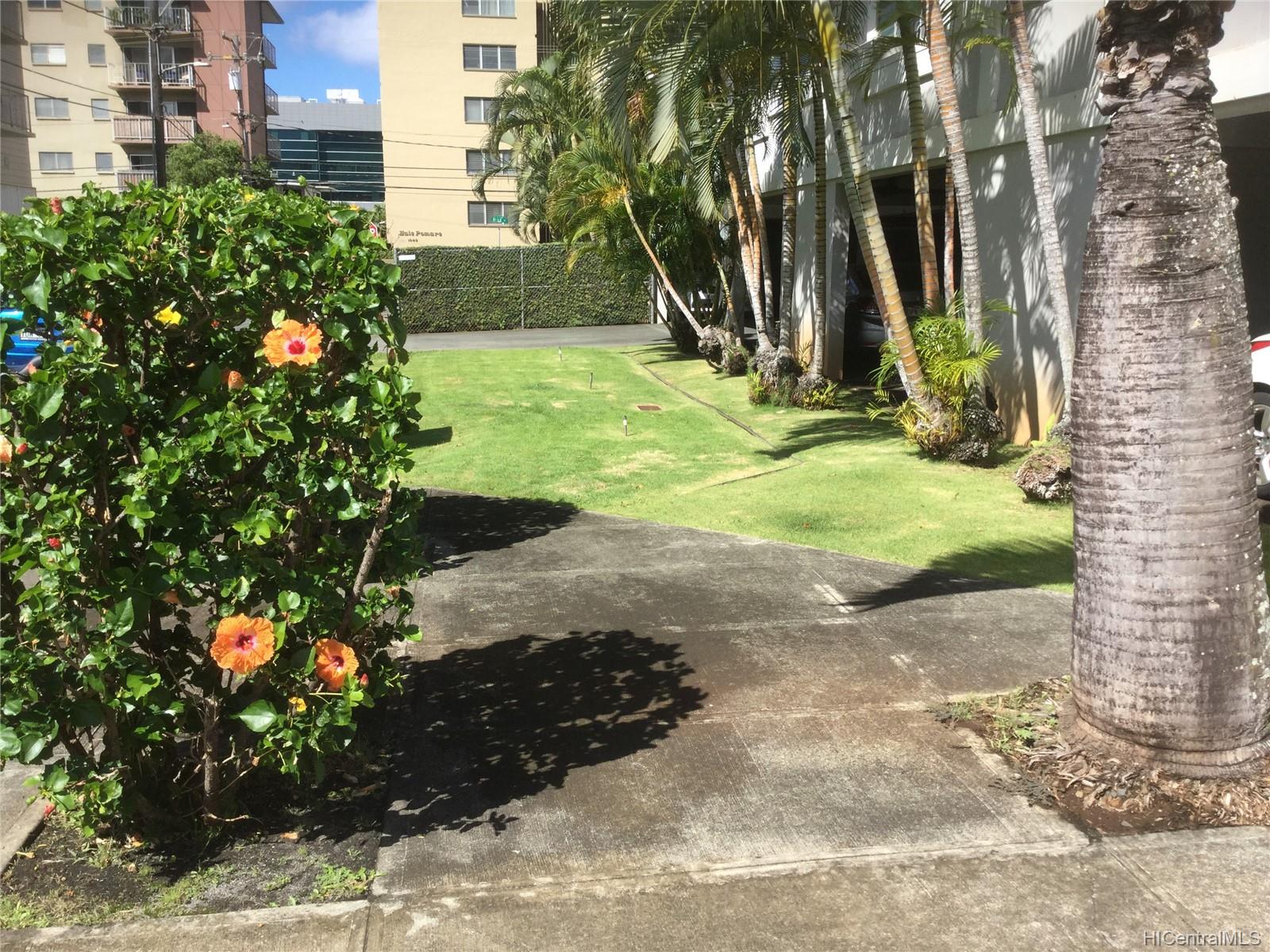 Residence At Punahou condo # 308, Honolulu, Hawaii - photo 7 of 11