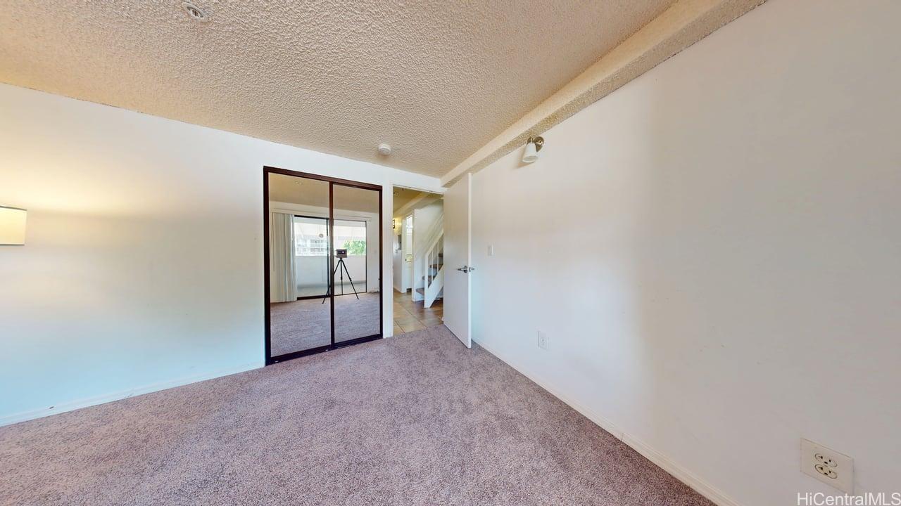Piikoi Hale condo # 402, Honolulu, Hawaii - photo 18 of 25