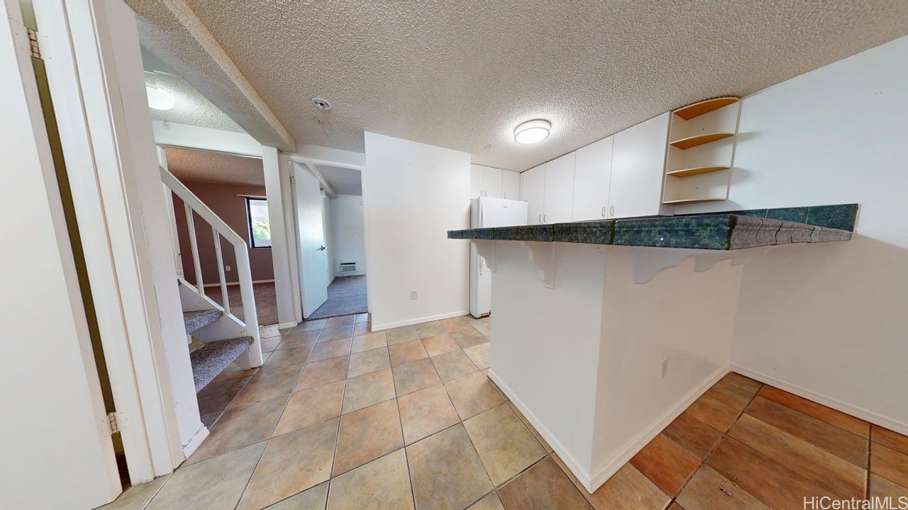 Piikoi Hale condo # 402, Honolulu, Hawaii - photo 4 of 25