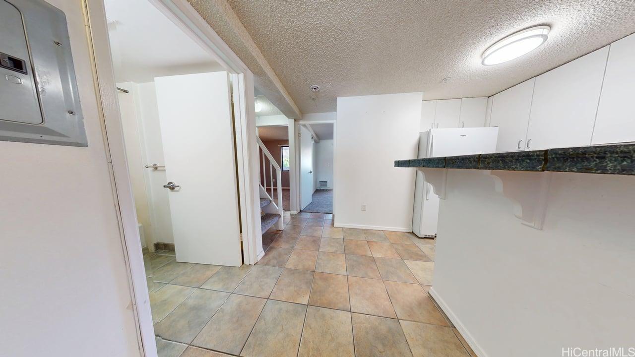 Piikoi Hale condo # 402, Honolulu, Hawaii - photo 5 of 25
