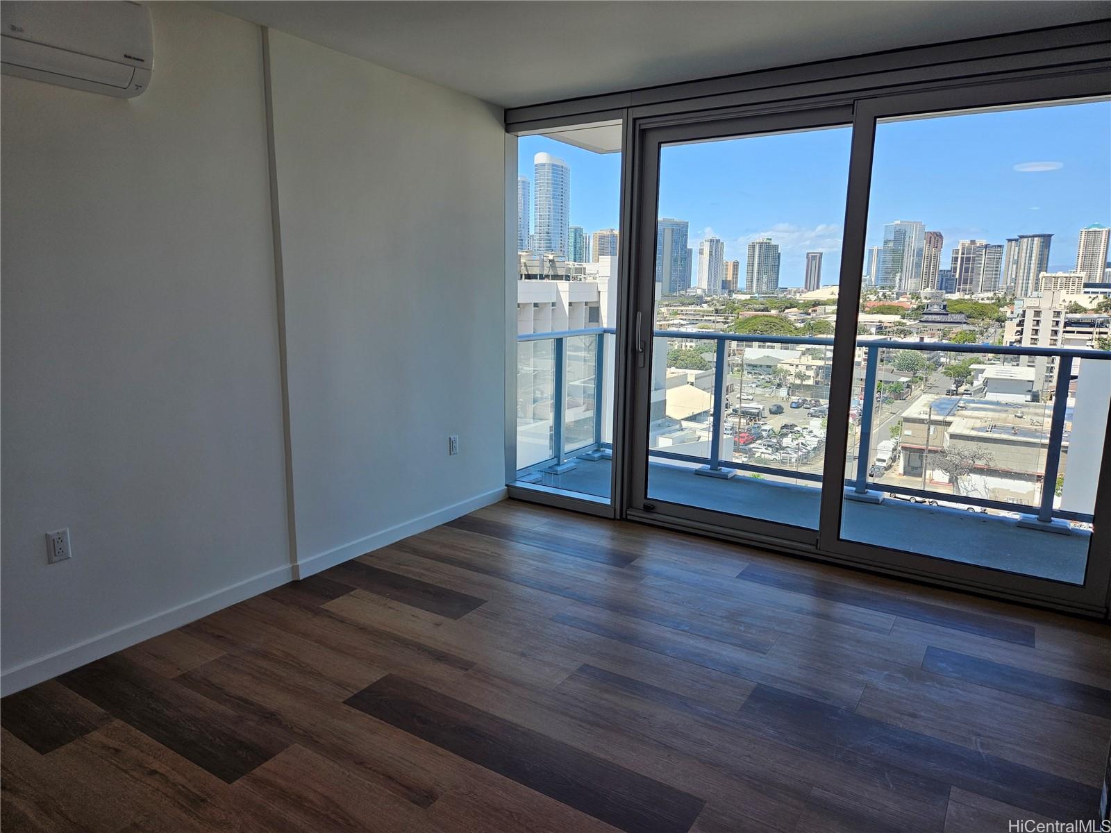 The Park on Keeaumoku condo # 1008, Honolulu, Hawaii - photo 2 of 20