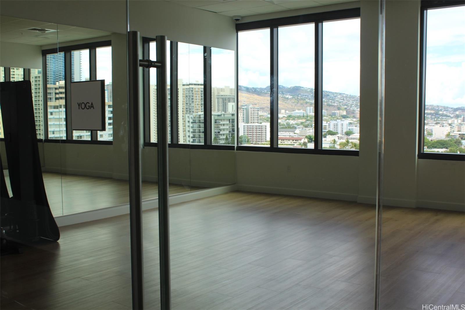 The Park on Keeaumoku condo # 1008, Honolulu, Hawaii - photo 19 of 20