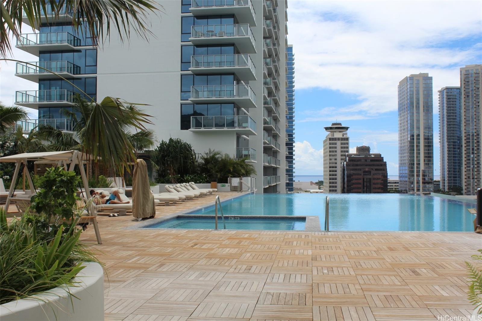 The Park on Keeaumoku condo # 1008, Honolulu, Hawaii - photo 9 of 20