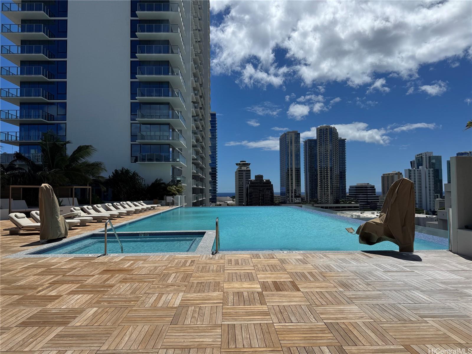 The Park on Keeaumoku condo # 1211, Honolulu, Hawaii - photo 20 of 25