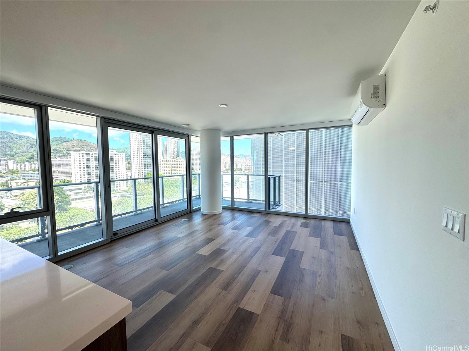 The Park on Keeaumoku condo # 1211, Honolulu, Hawaii - photo 8 of 25