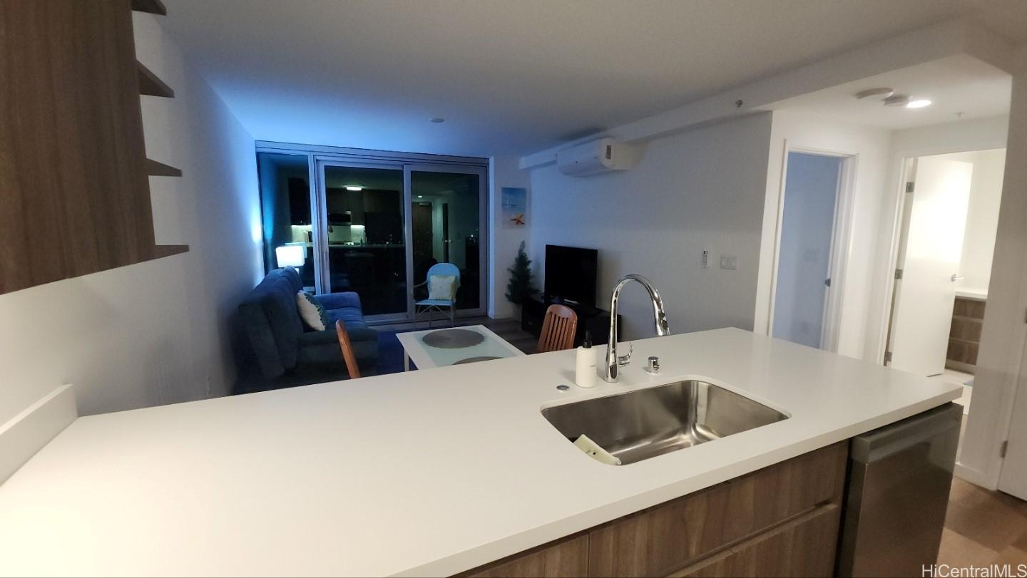 1515 Liona St Honolulu - Rental - photo 6 of 22