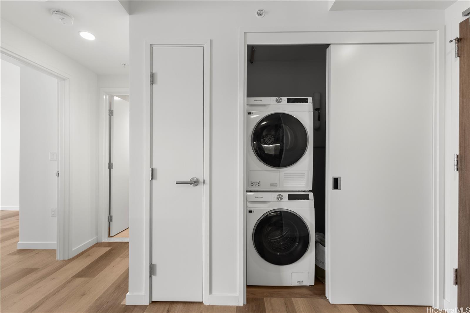 1515 Liona Street Honolulu - Rental - photo 8 of 23