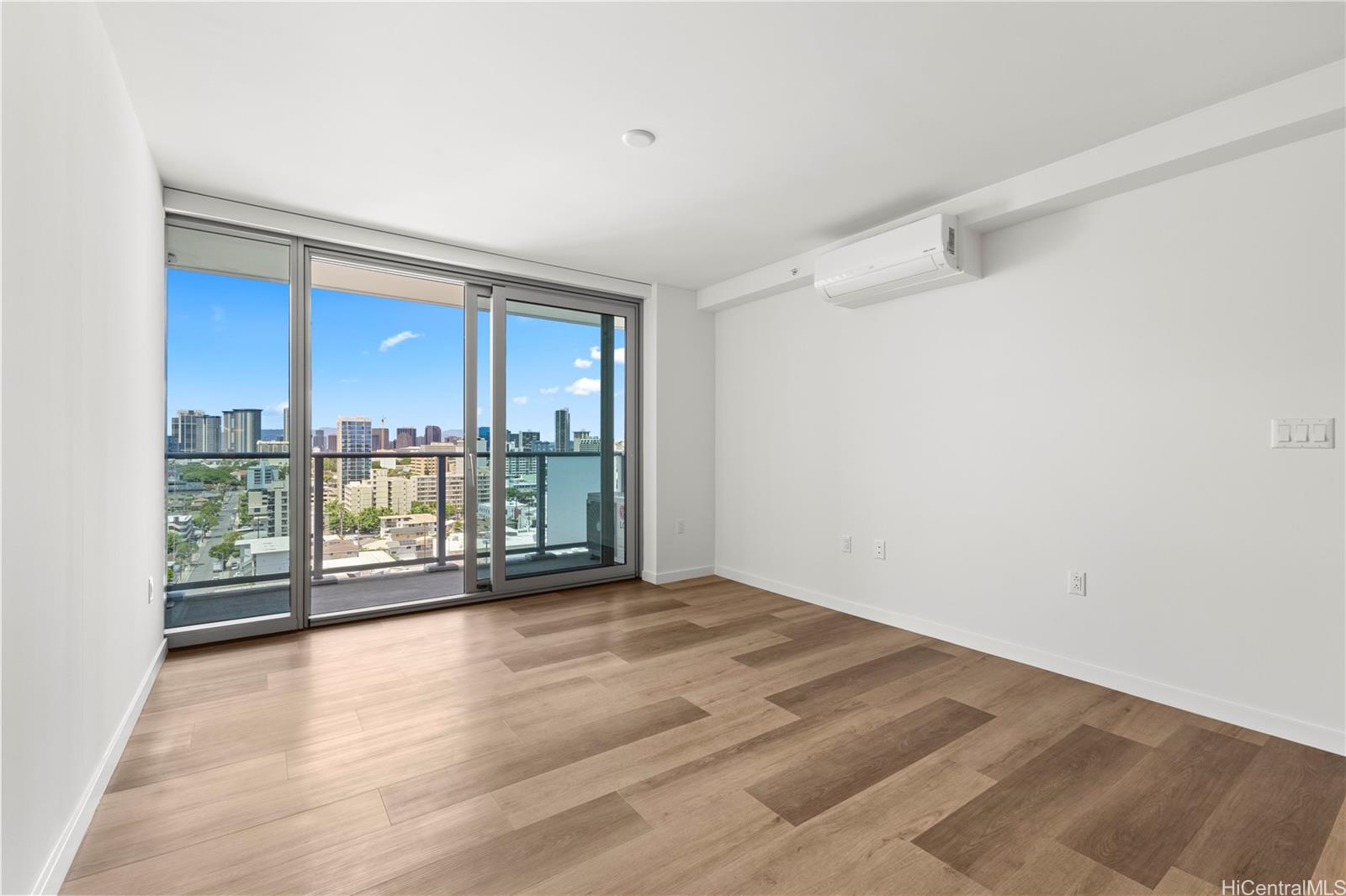 1515 Liona Street Honolulu - Rental - photo 9 of 23