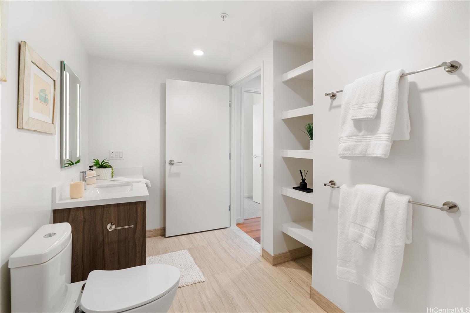 The Park on Keeaumoku condo # 1604, Honolulu, Hawaii - photo 13 of 25