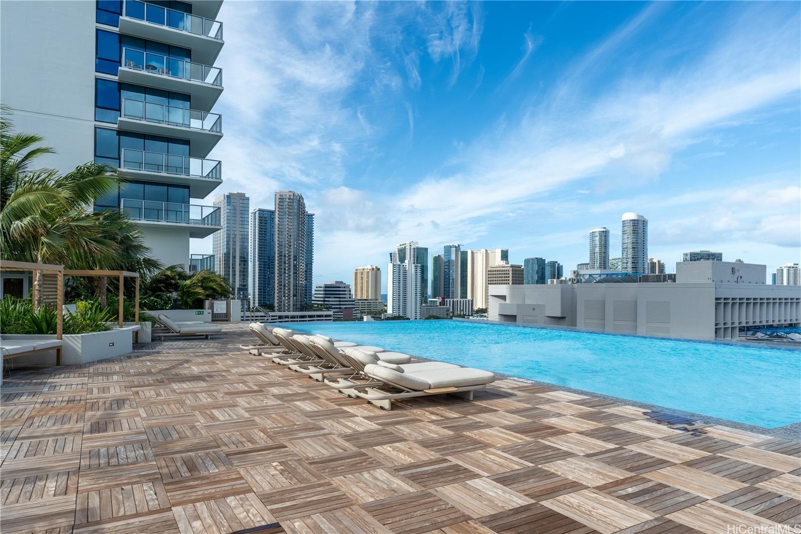 The Park on Keeaumoku condo # 1604, Honolulu, Hawaii - photo 20 of 25