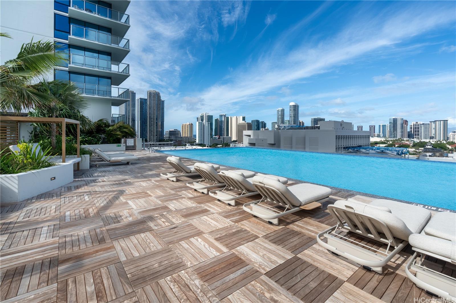 The Park on Keeaumoku condo # 1604, Honolulu, Hawaii - photo 23 of 25