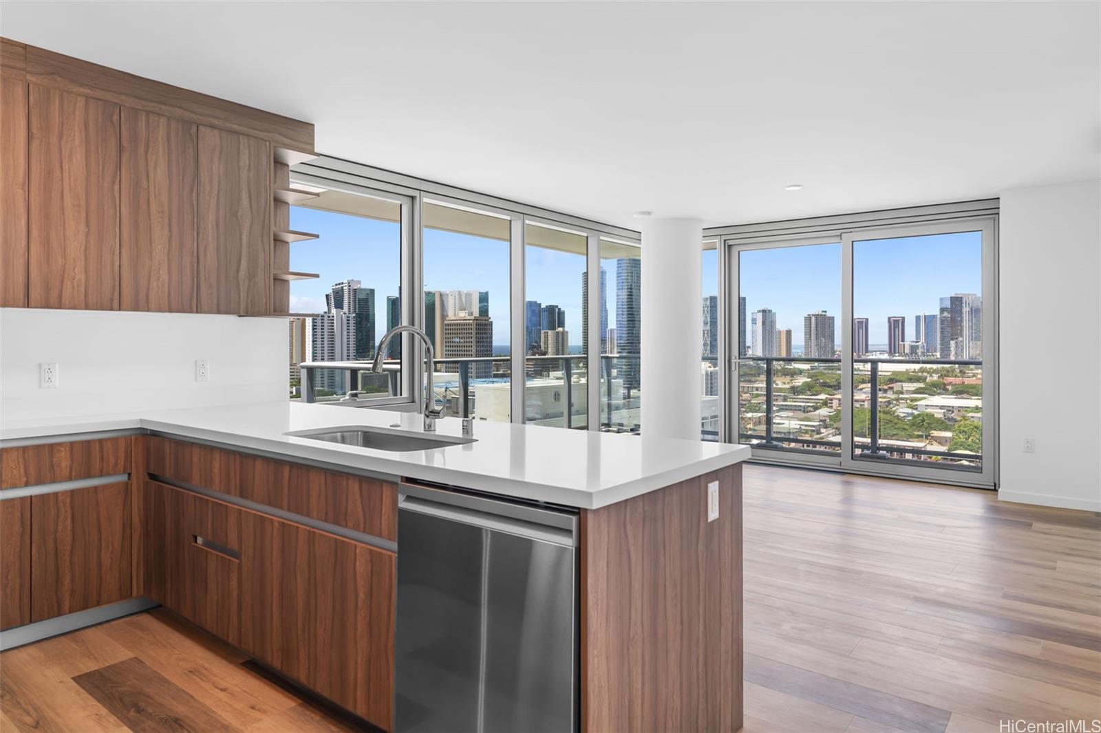 The Park on Keeaumoku condo # 1800, Honolulu, Hawaii - photo 6 of 24