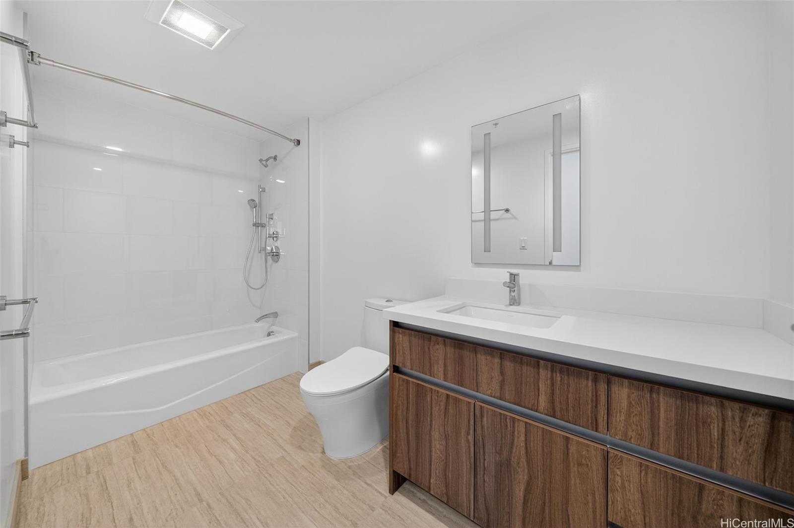 The Park on Keeaumoku condo # 1800, Honolulu, Hawaii - photo 9 of 24