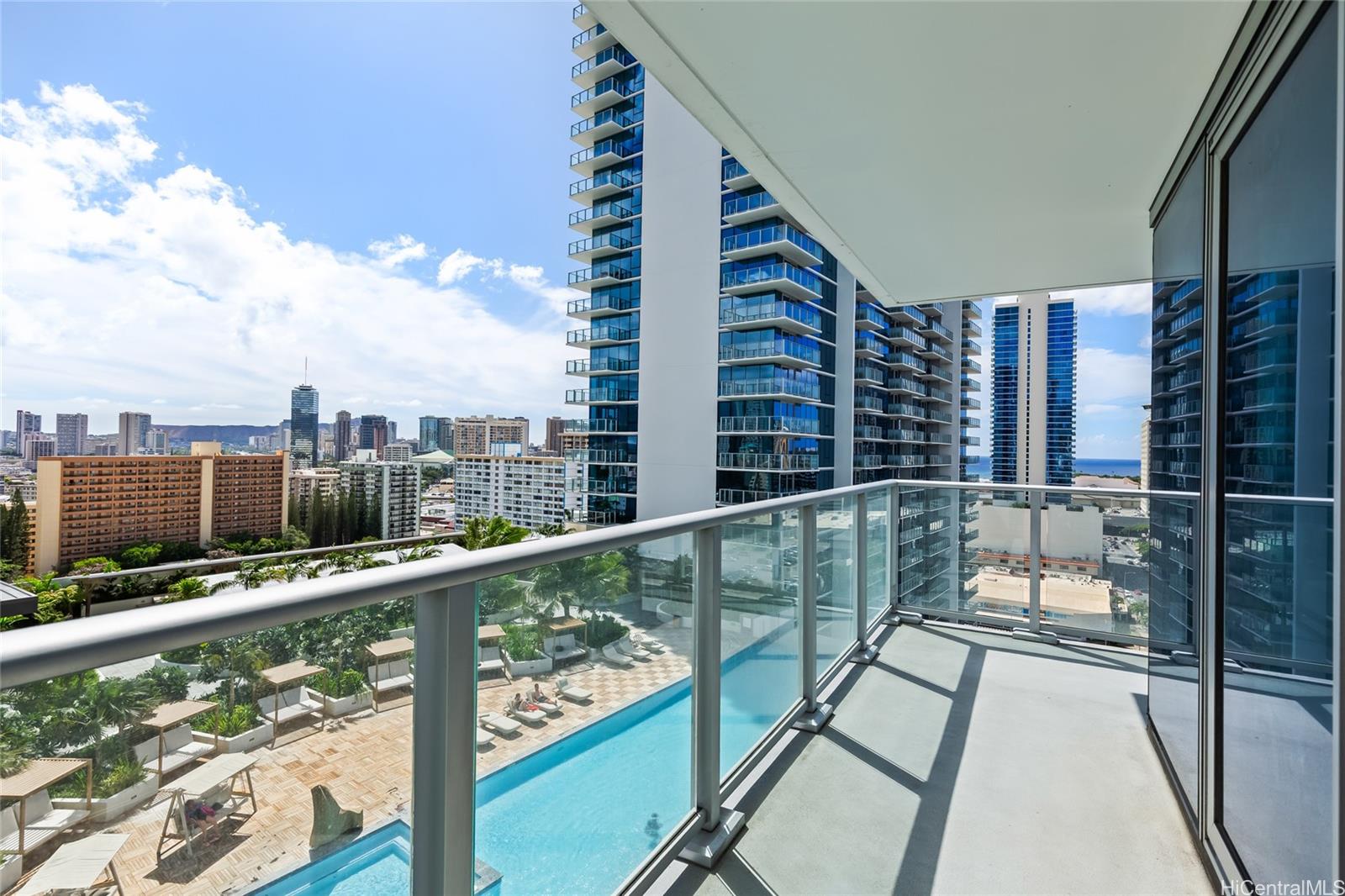 The Park on Keeaumoku condo # 1801, Honolulu, Hawaii - photo 15 of 25