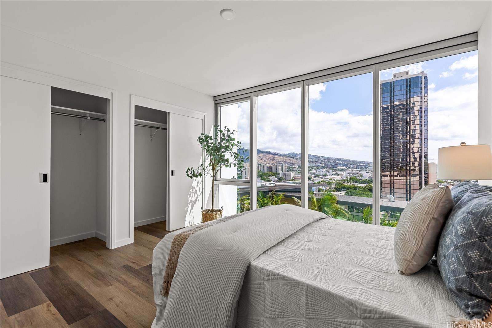 The Park on Keeaumoku condo # 1801, Honolulu, Hawaii - photo 18 of 25