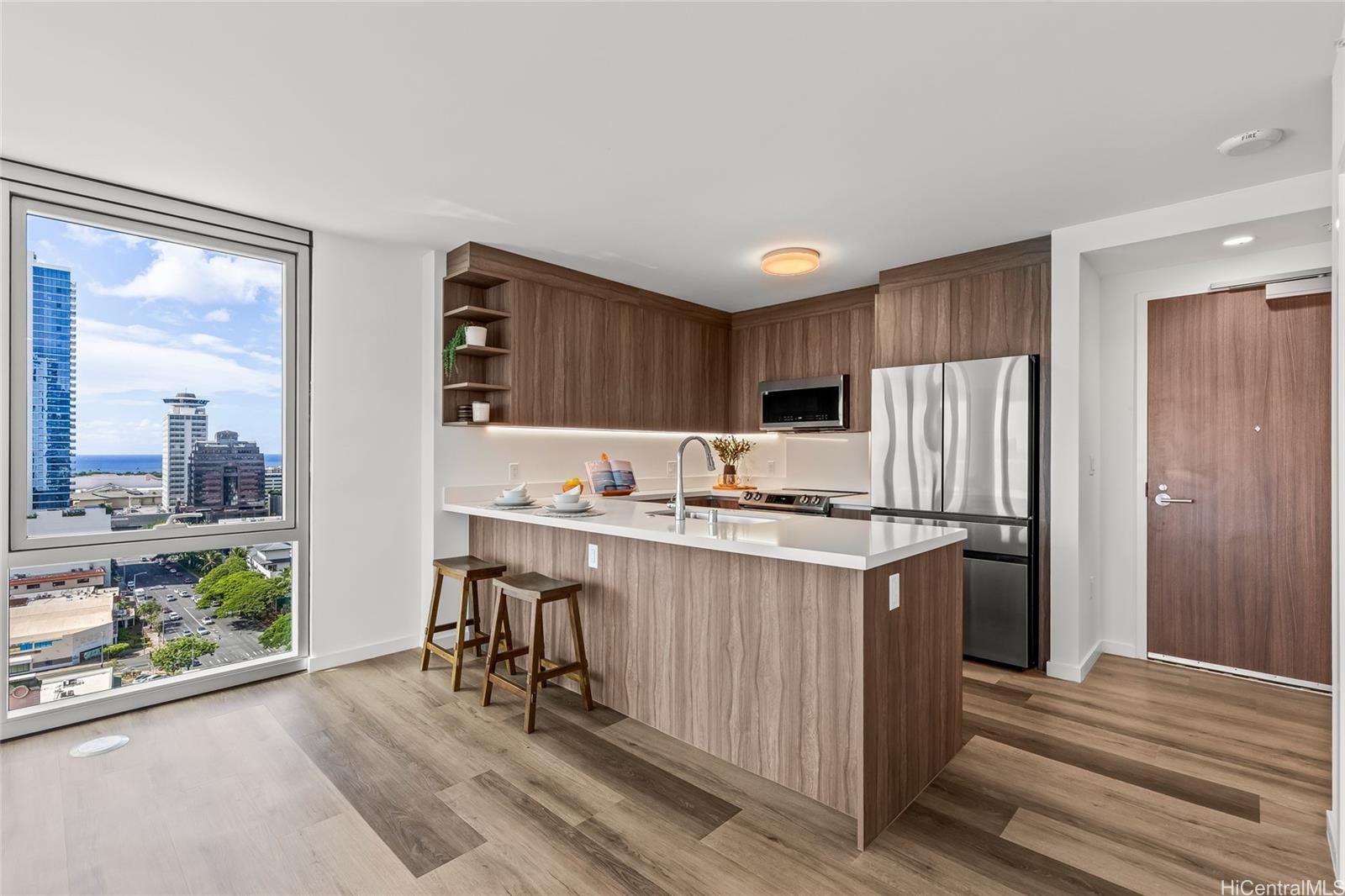 The Park on Keeaumoku condo # 1801, Honolulu, Hawaii - photo 3 of 25