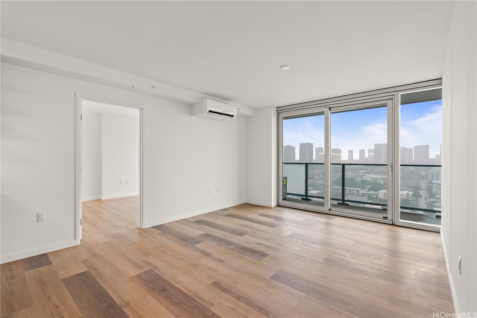 The Park on Keeaumoku condo # 1802, Honolulu, Hawaii - photo 2 of 25