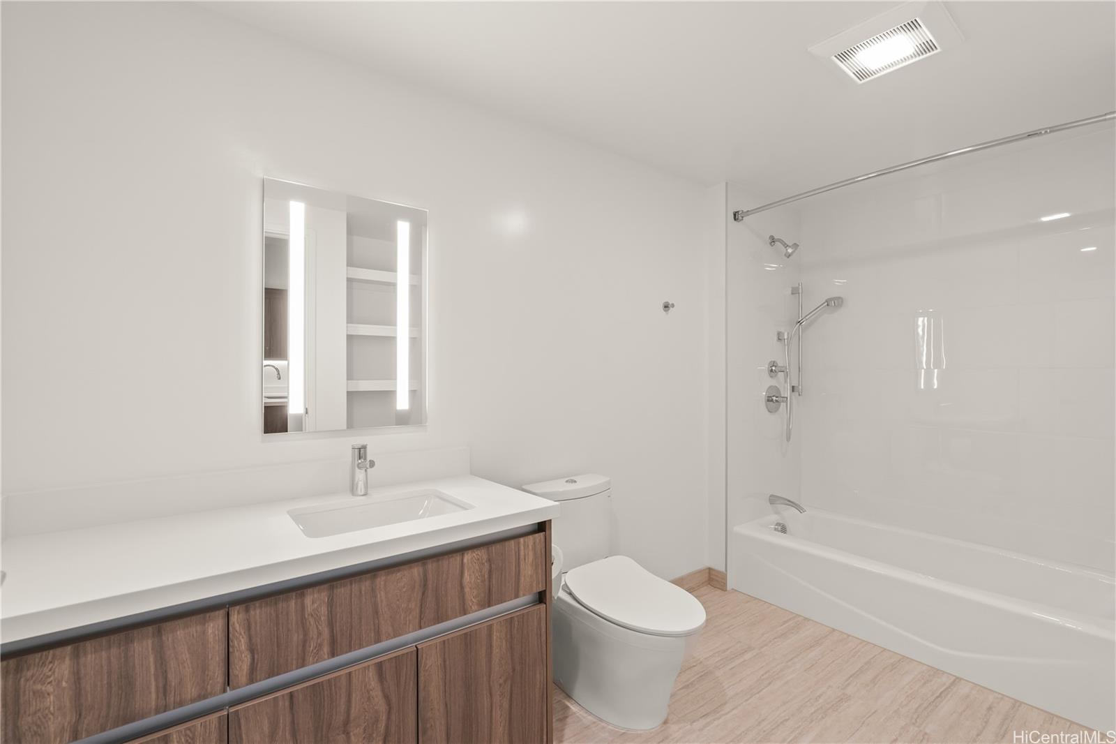 The Park on Keeaumoku condo # 1802, Honolulu, Hawaii - photo 11 of 25