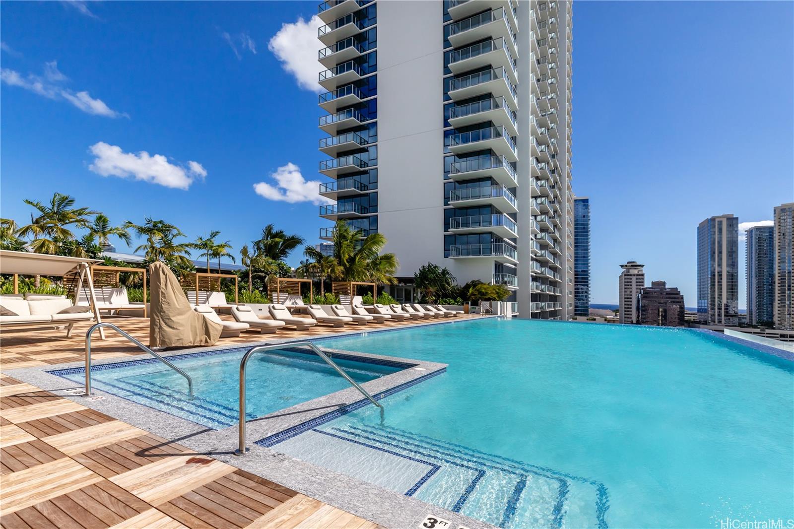 The Park on Keeaumoku condo # 1802, Honolulu, Hawaii - photo 22 of 25