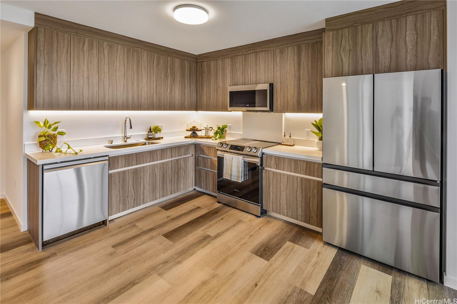 The Park on Keeaumoku condo # 1903, Honolulu, Hawaii - photo 2 of 25