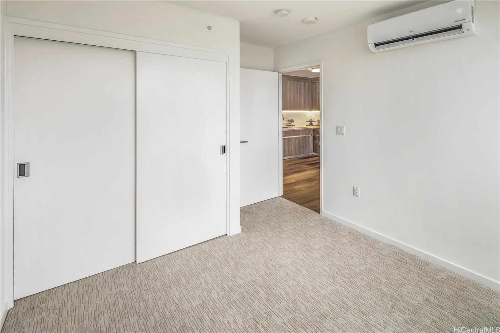 The Park on Keeaumoku condo # 1903, Honolulu, Hawaii - photo 4 of 25