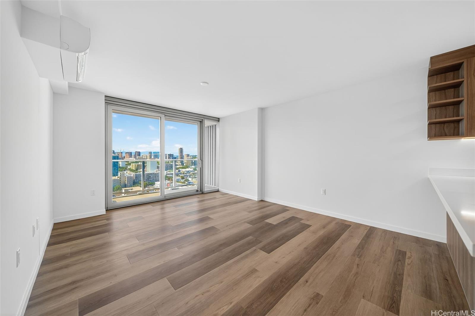 The Park on Keeaumoku condo # 1904, Honolulu, Hawaii - photo 2 of 25