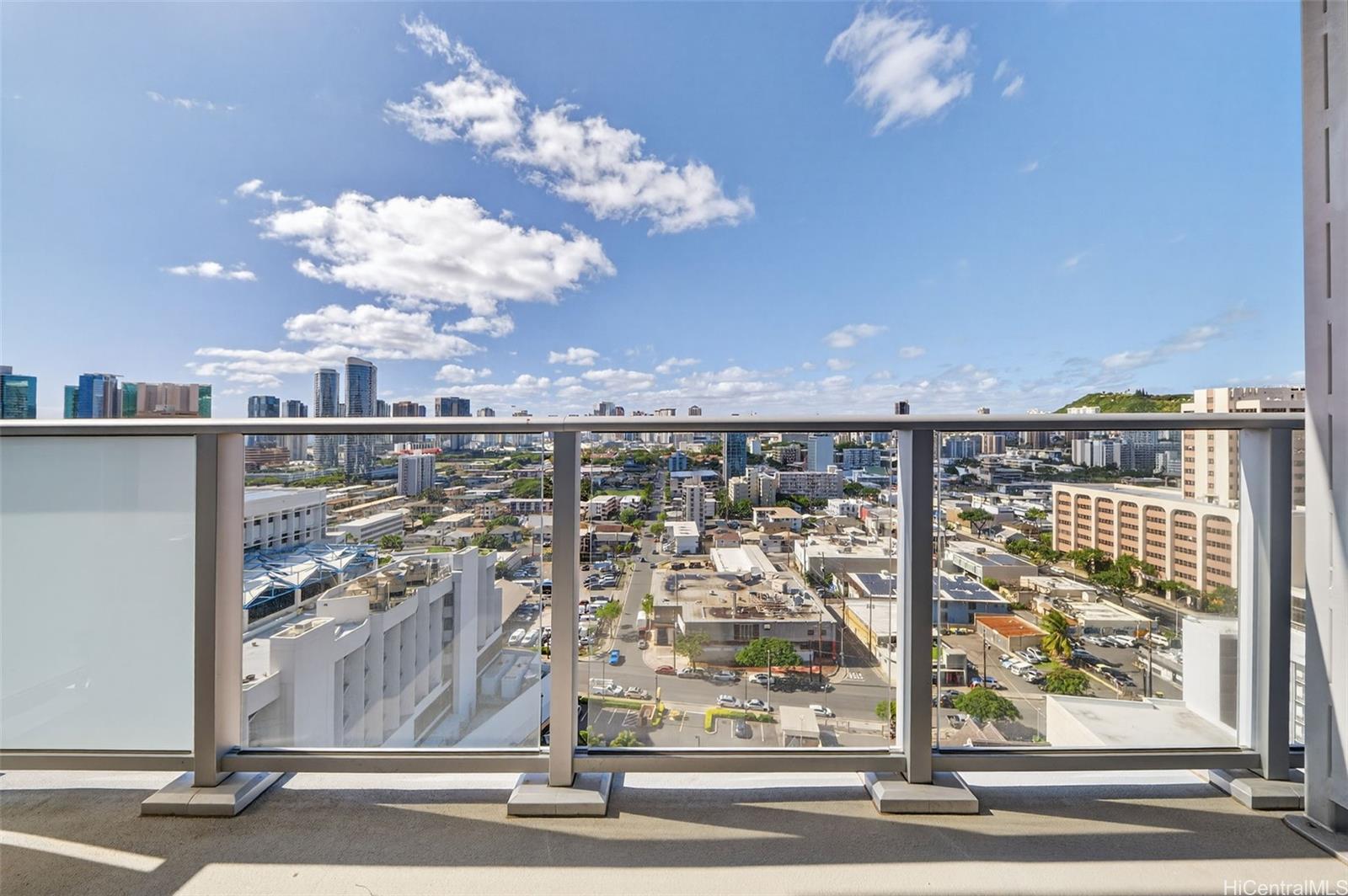 The Park on Keeaumoku condo # 1904, Honolulu, Hawaii - photo 20 of 25