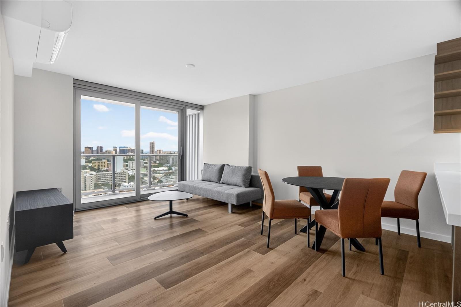 The Park on Keeaumoku condo # 1904, Honolulu, Hawaii - photo 3 of 20