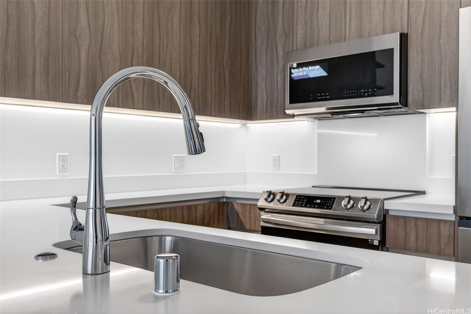 The Park on Keeaumoku condo # 1904, Honolulu, Hawaii - photo 7 of 20