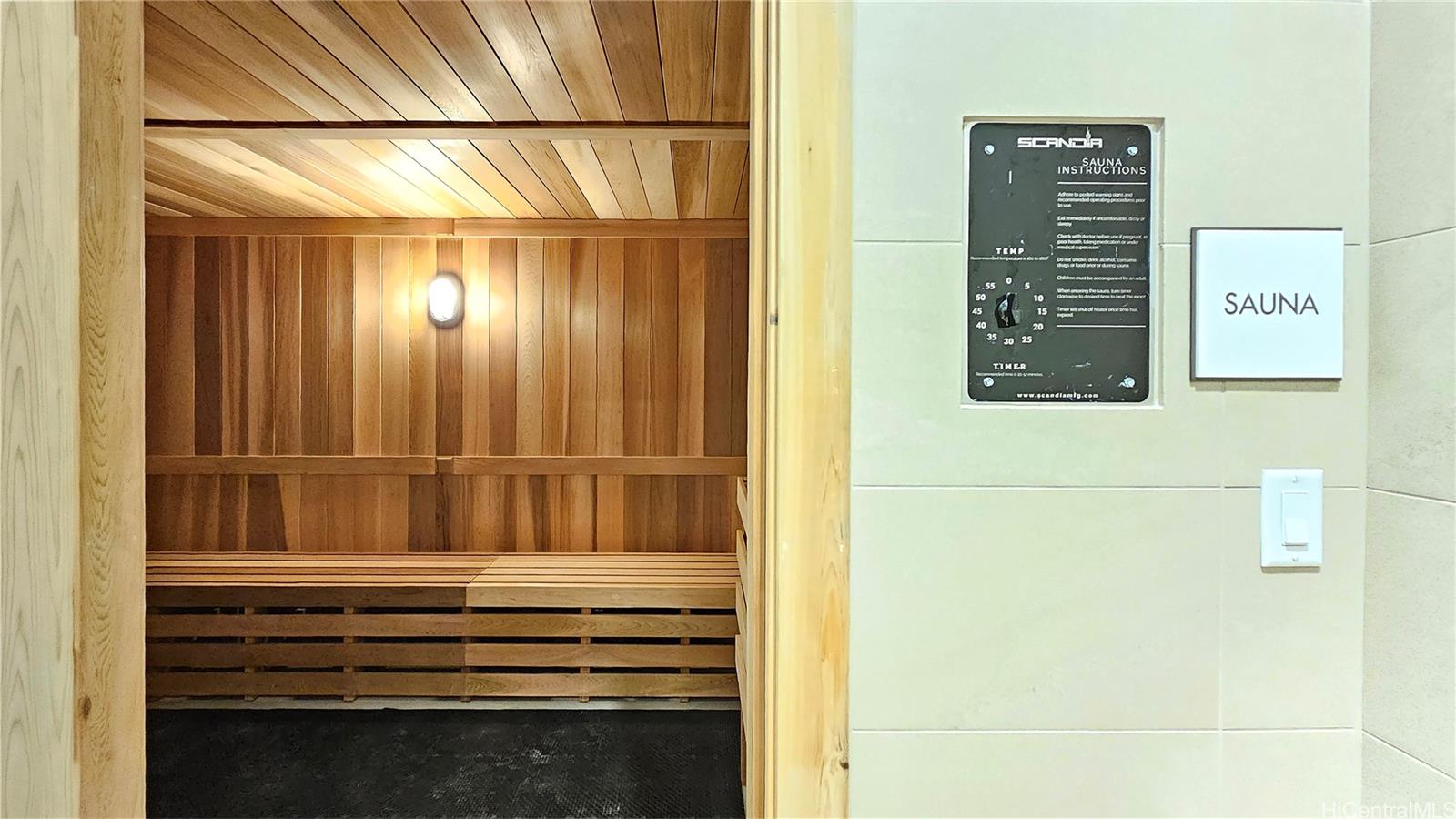 The Park on Keeaumoku condo # 1909, Honolulu, Hawaii - photo 12 of 17