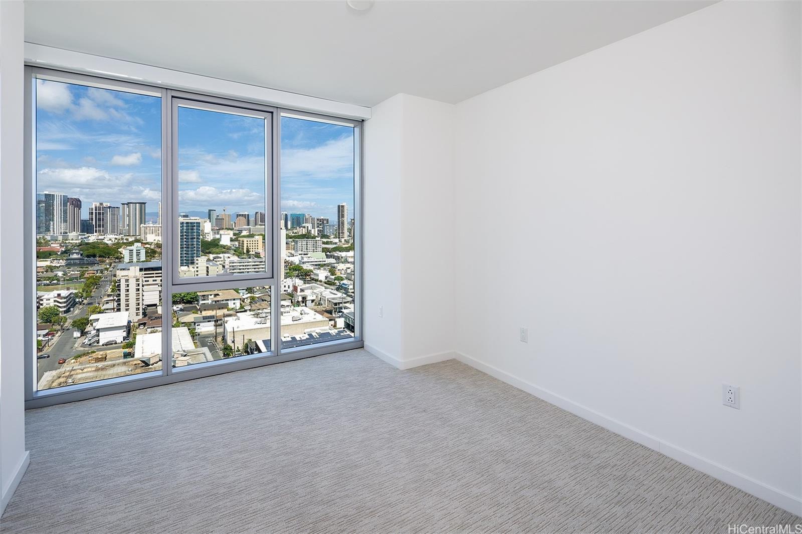 1515 Liona St Honolulu - Rental - photo 13 of 23